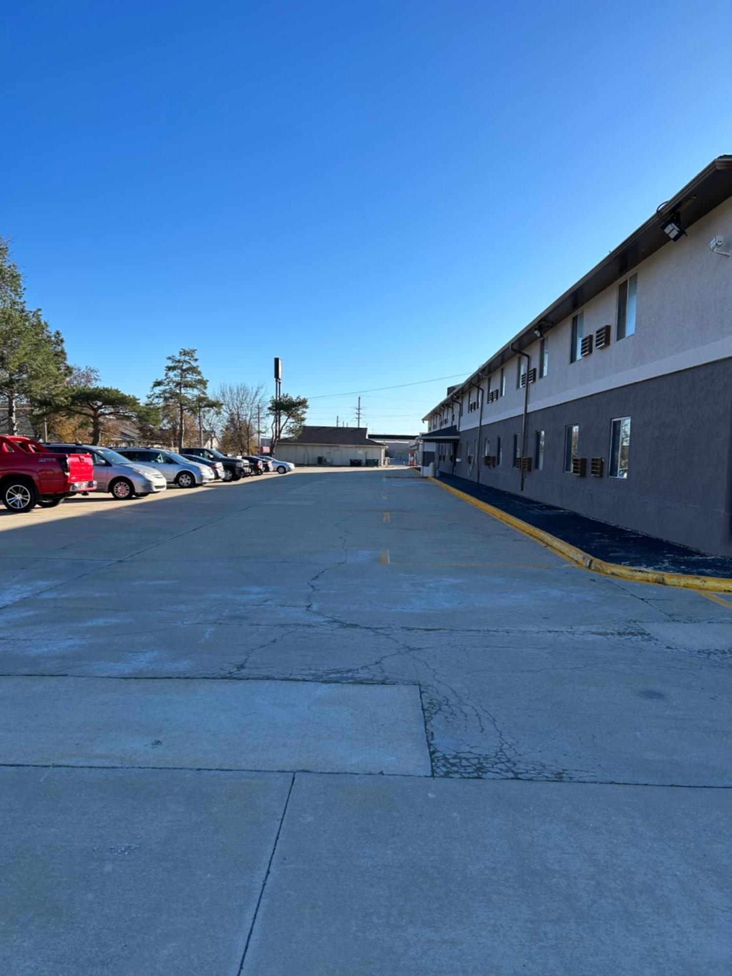 Rodeway Inn Emporia Exterior photo